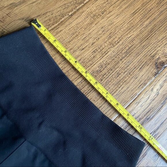 Lululemon Ebb And Flow Crop II Black size 6 - Picture 11 of 15